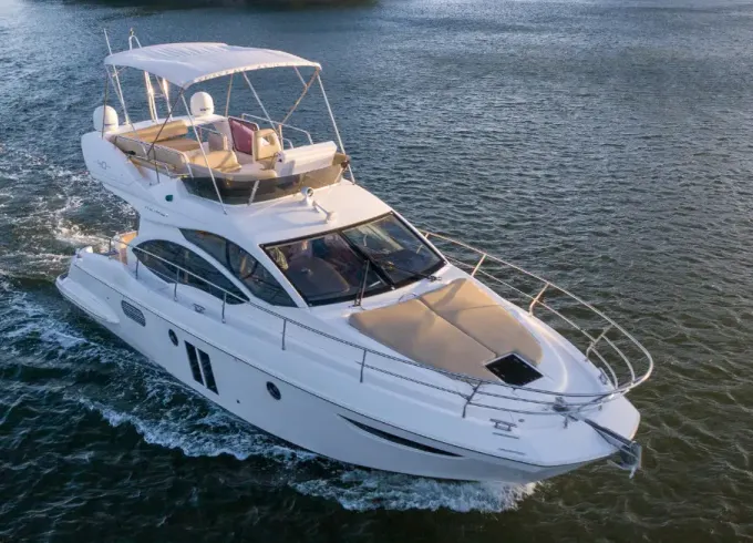 Azimut Yacht | 10 People | $800hr