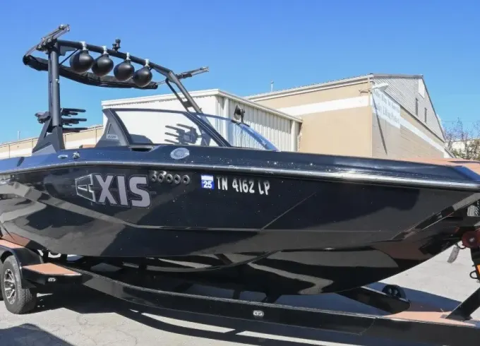 2020 Axis Wakeboat Rental in Boulder City, Nevada for 10 Guests