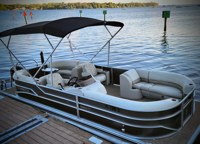23ft Cypress Tritoon, Fast and Super comfy. 12ppl Capacity