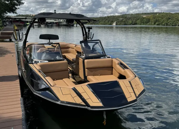 Best Surf/Bach/Party Boat: 26' Moomba Tykon on Lake Austin