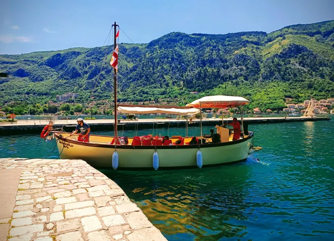 Tivat Boat Tours on Viking 33 Motor Yacht