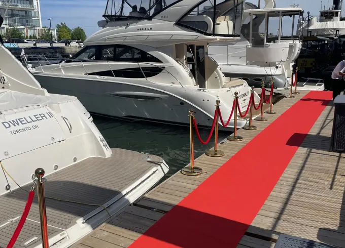 **VIP** Raft-up Yacht Party in Toronto, Ontario