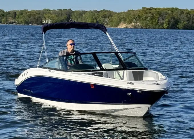 2025 Chaparral 21SSI (Brand New) for Day on Lake Minnetonka