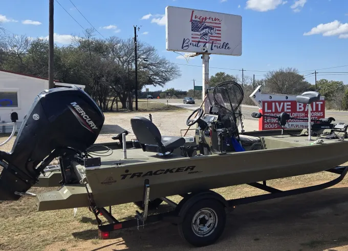 Ultimate fishing and Leasure Boat  - Day and Night Rentals Available