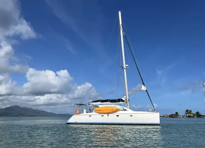 Nautitech 43 Cruising Catamaran Rental in San Blas Islands, Panama