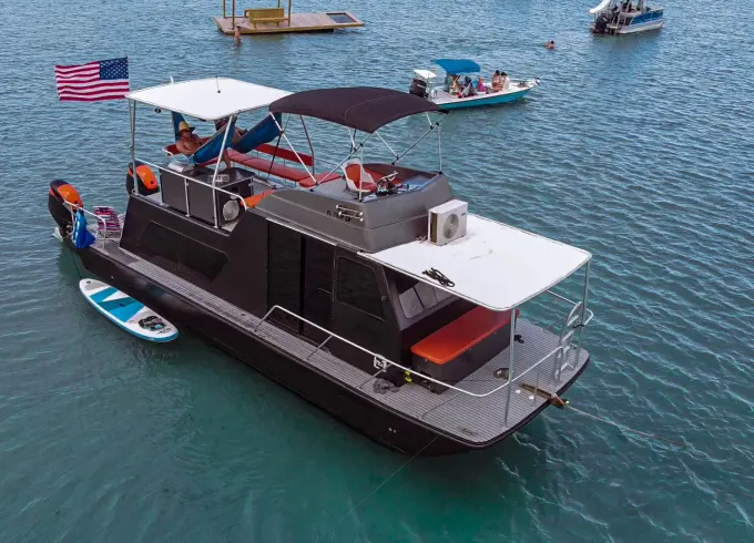 HOLIDAY SPECIAL!!! CUSTOM BUILT PARTY BOAT!!