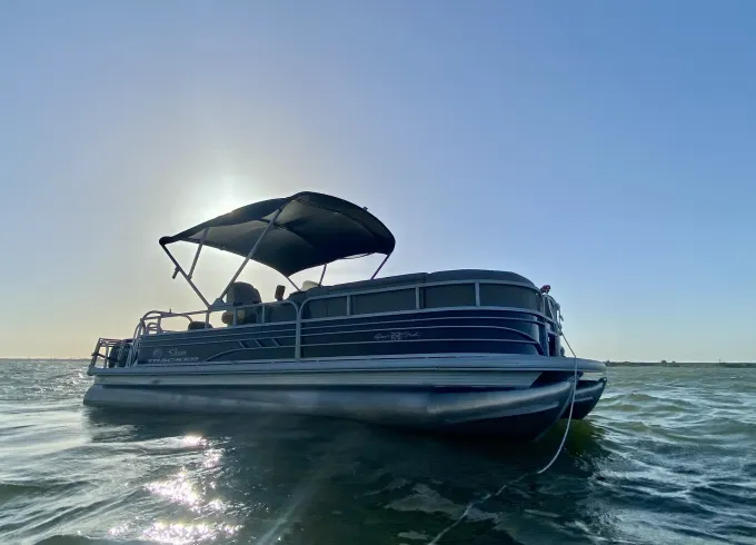 24ft SunTracker Party/Fishing Pontoon at Eagle Mountain Lake