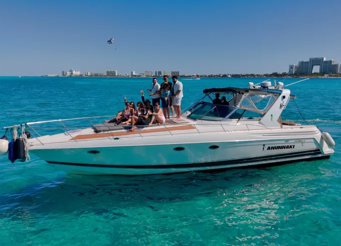 Amazing Formula 43ft Yacht to Discover Isla Mujeres and the Mangrove