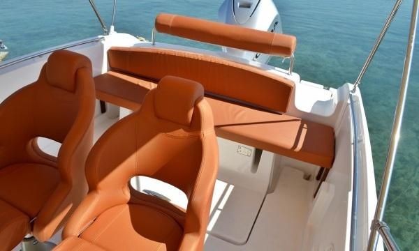 Charter 23' Marion 730 Sport Center Console in Betina, Croatia
