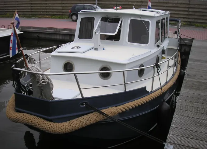 Charter "Lotte' Motor Yacht in Friesland, Netherlands for up to 4 people