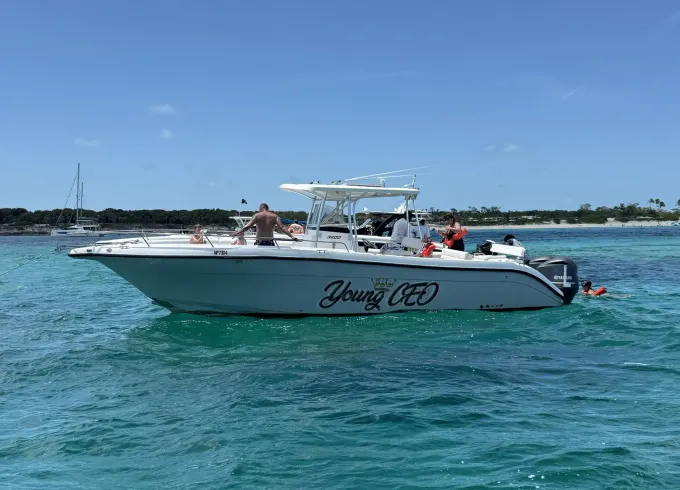Rose Island - 4 Islands Tour, Swim with Pigs, Turtles and Snorkel Coral Reefs
