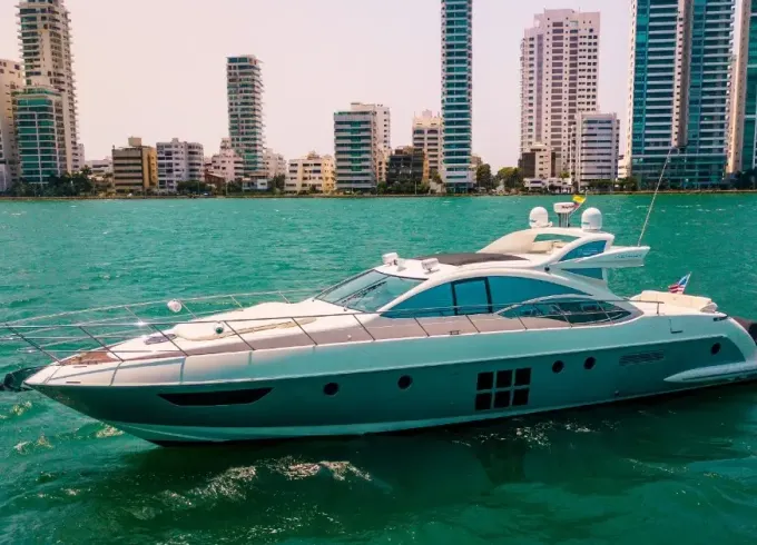 Private Boat Rental Cartagena — Rosario Islands, Barú & Cholón | Azimut 62s