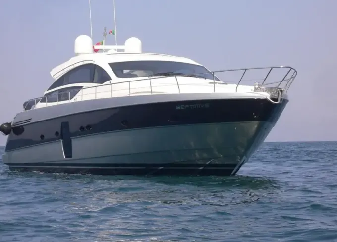 Pershing 64 Deluxe Power Mega Yacht Charter in Portimão, Faro