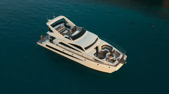 65FT POWER CATAMARAN WITH JACUZZI
