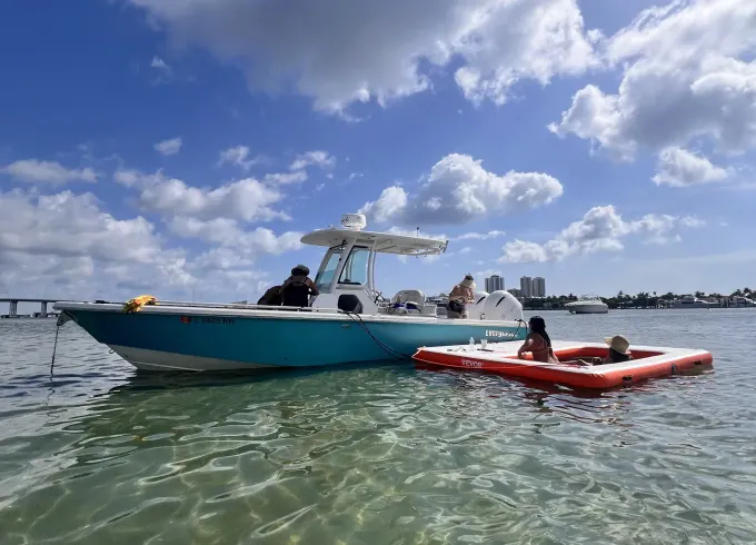 27ft Of Pure Joy and fun at Lake Boca