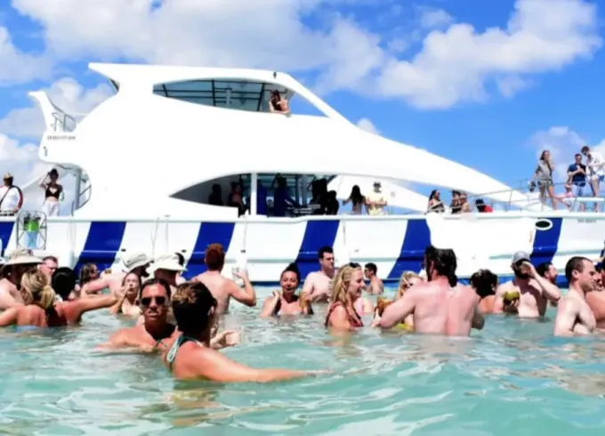 Punta Cana Booze Cruise Experience  Snorkeling • Sandbar • Music • Drinks 🍹