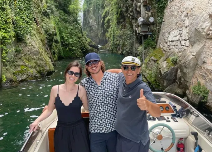 Private Lakeside Cruise through Lake Como Villas, gems & Photo Ops from Varenna