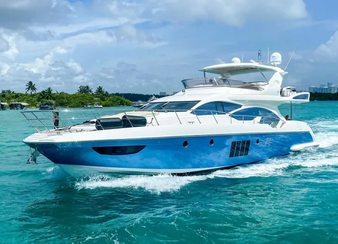 Charter the 70ft Azimut Power Mega Yacht in Miami