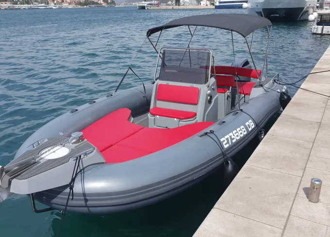 RIB Marlin 790 Pro Dynamic 2022 in Dubrovnik