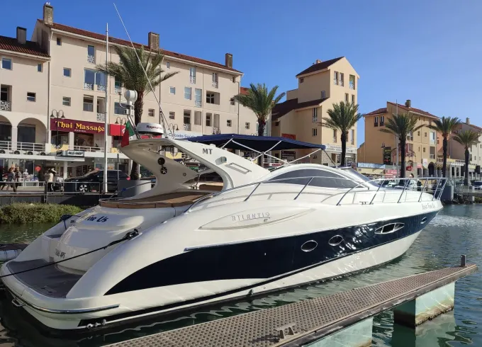 AZIMUT ATLANTIS 47 in Vilamoura
