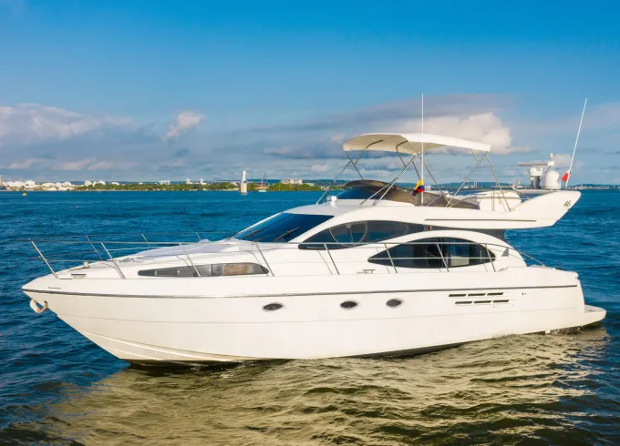 Deal of the Week! Azimut 46ft Yacht for Rent in Cartagena, Colombia