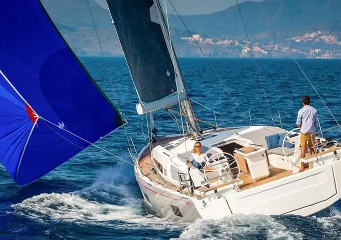 Charter the Beneteau Oceanis 46.1 Sailing Yacht in Alimos, Greece