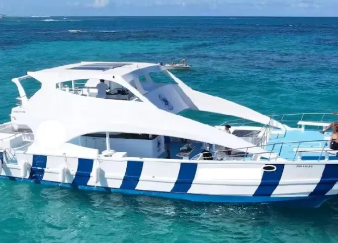 Ultimate Party with Luxury Yacht Charter for Up to 80 Guests!