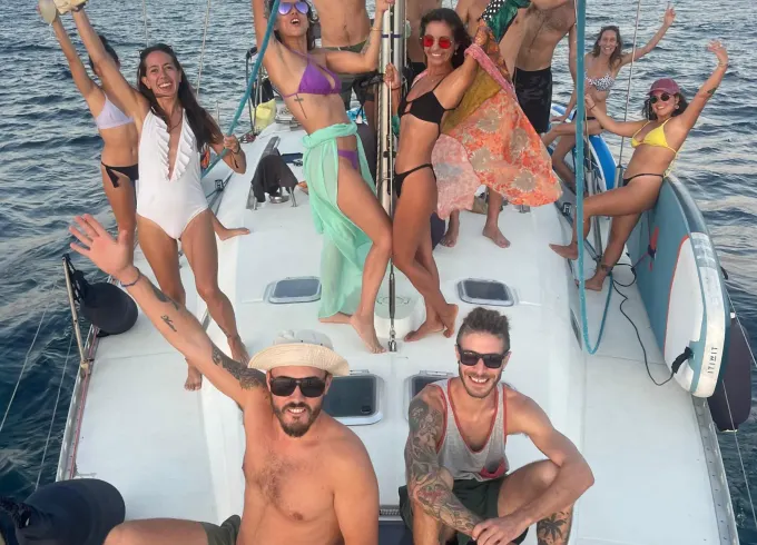Sailing charter 50' Beneteau Gybsea in Ibiza