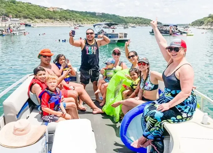 14 Guests - Pontoon Boat - Lake Travis