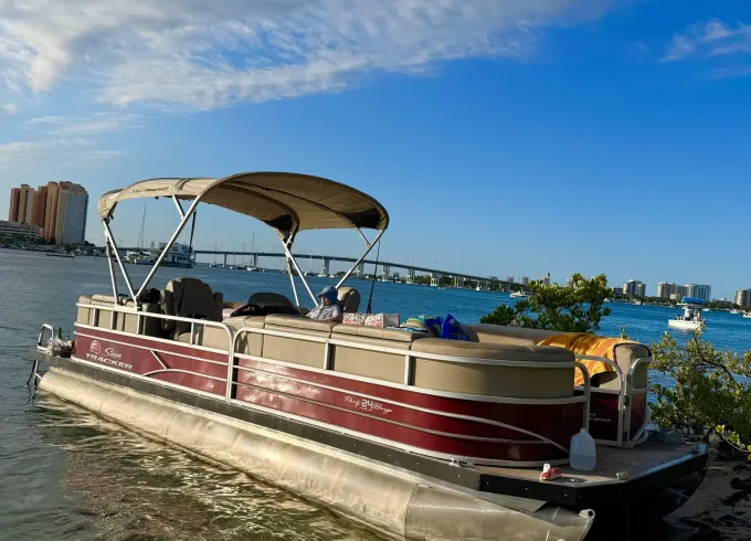 24ft Sunchaser Pontoon Boat for a Perfect Day in Peanut Island