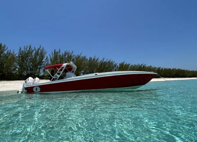 33ft Cafe Racer Cigarette Exclusive Private Charter