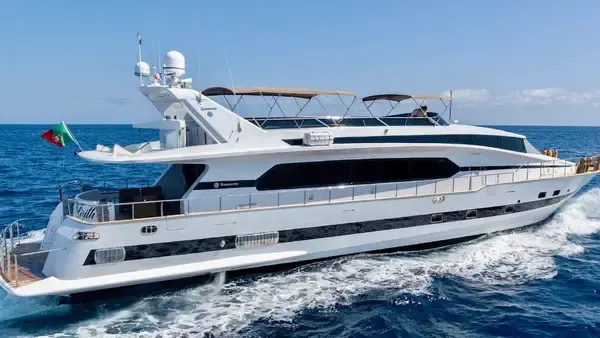 108ft Tecnomarine 32 Motor Yacht - Private Charters, Events & Weddings