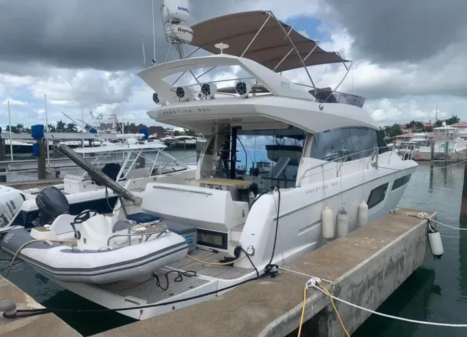 Yacht Prestige 50 On La Romana Country House
