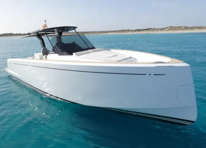 38ft Pardo Motor Yacht Rental in Eivissa, Illes Balears