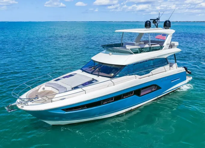 Luxurious 63ft Prestige serving Sarasota, Tampa & St. Petersburg, Florida