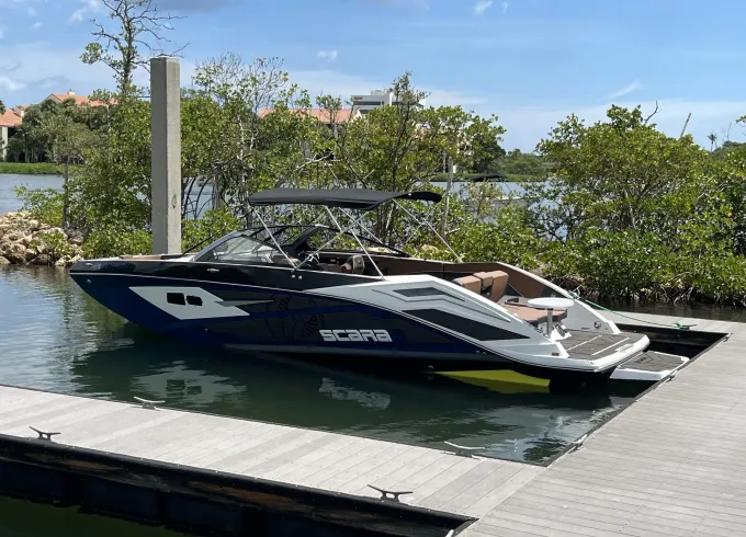 4-Hour Luxury Dinner Cruise on a 30’ Scarab Yacht