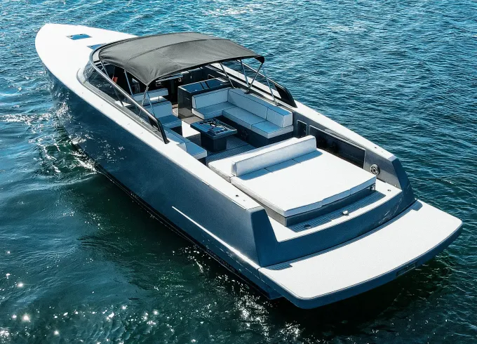 VanDutch 48 Motor Yacht Charter St Martin | Sint Maarten | Anguilla