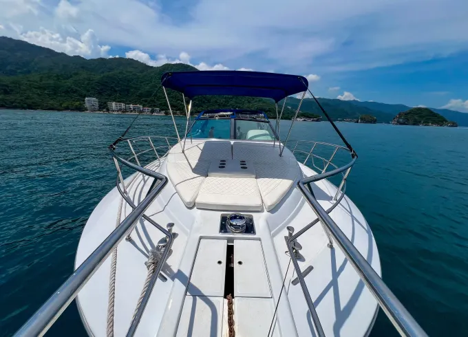 44ft Italian Uniesse 42 Open Yacht - Bay of Banderas, Puerto Vallarta