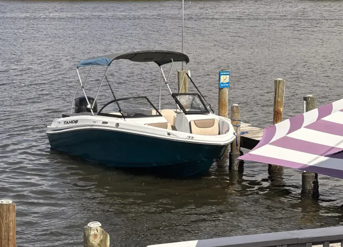 2025 Tahoe Deck Boat - Captained Charters from Riverview Marina, FL