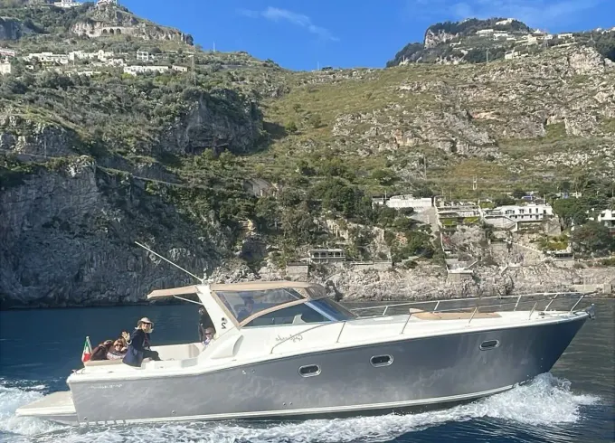 Gagliotta 12 MT Motor Yacht Rental in Amalfi Coast, Campania