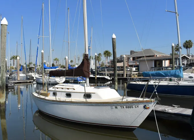 Rent our 25ft Sailboat in Kemah, Texas