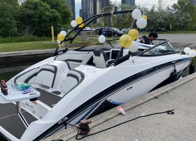 2016 Yamaha AR 240 Jet Boat for Charter in Toronto!