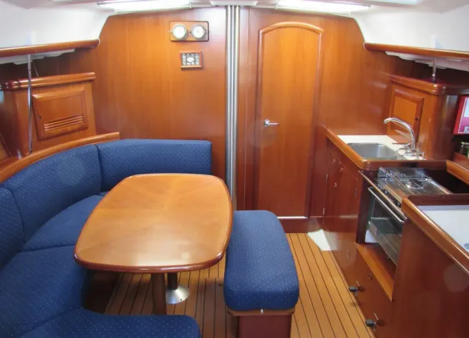 Charter Beneteau 393 Clipper – Alkyoni Cruising Monohull in Neos Marmaras, Greece