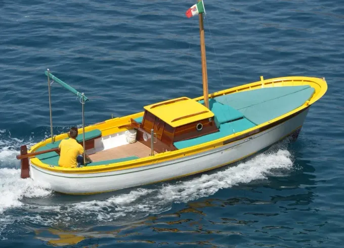 Rent 27' Center Console for Amalfi Coast Sightseeing in Praiano, Campania