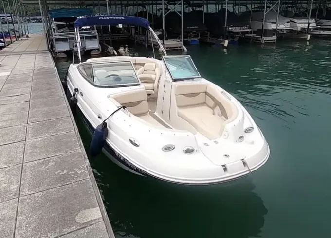 Enjoy Seattle on the water in a 23ft bowrider for 10 people with a bathroom!