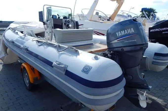 19' Joker Coaster 580 RIB Rental In Lecco, Italy