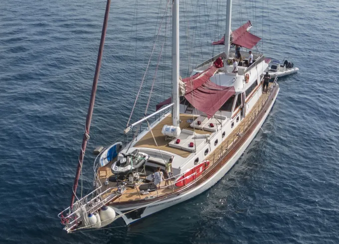 Motorsailor Dubrovnik Private & Luxury 88 ft for daily & multi-days cruise