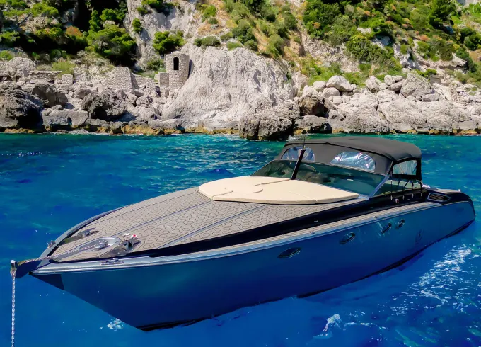 Luxury Tornado 45 Yacht: Unforgettable Full-Day Escape To Capri!