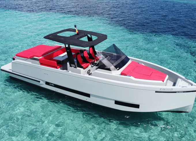 Enjoy Ibiza and Formentera with De Antonio 36  Yacht