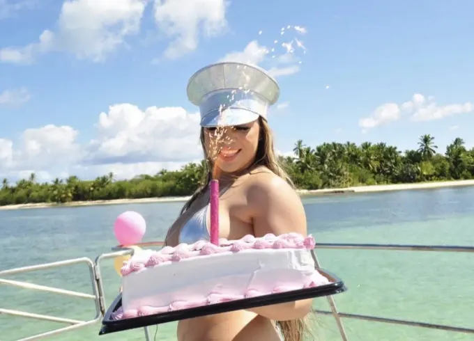 🏆VIP Party Cruise with slide game for your party 🥂 - Totally Private!